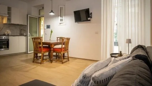 Domus Pietra In The Heart Of Rome Apartment