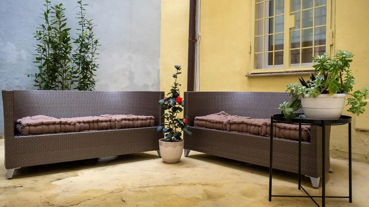 Domus Pietra In The Heart Of Rome Apartment
